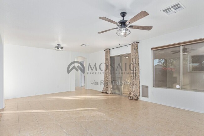 Building Photo - 15807 W Marconi Ave