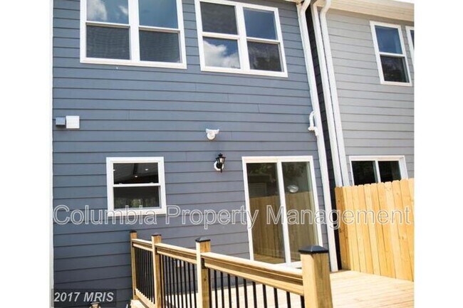 Building Photo - 1219 17th St NE