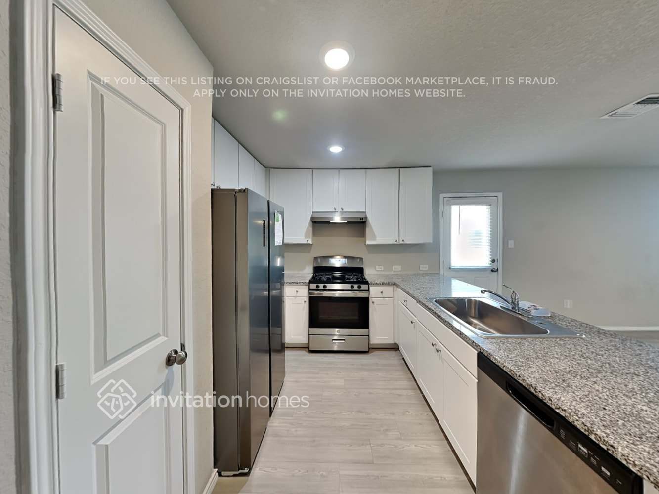 Building Photo - 5723 Leon Pl