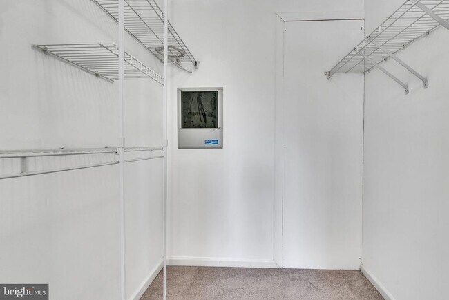 Building Photo - 1148 Cranston Ct