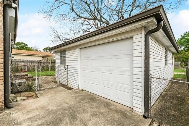 Building Photo - 5605 Canal Blvd