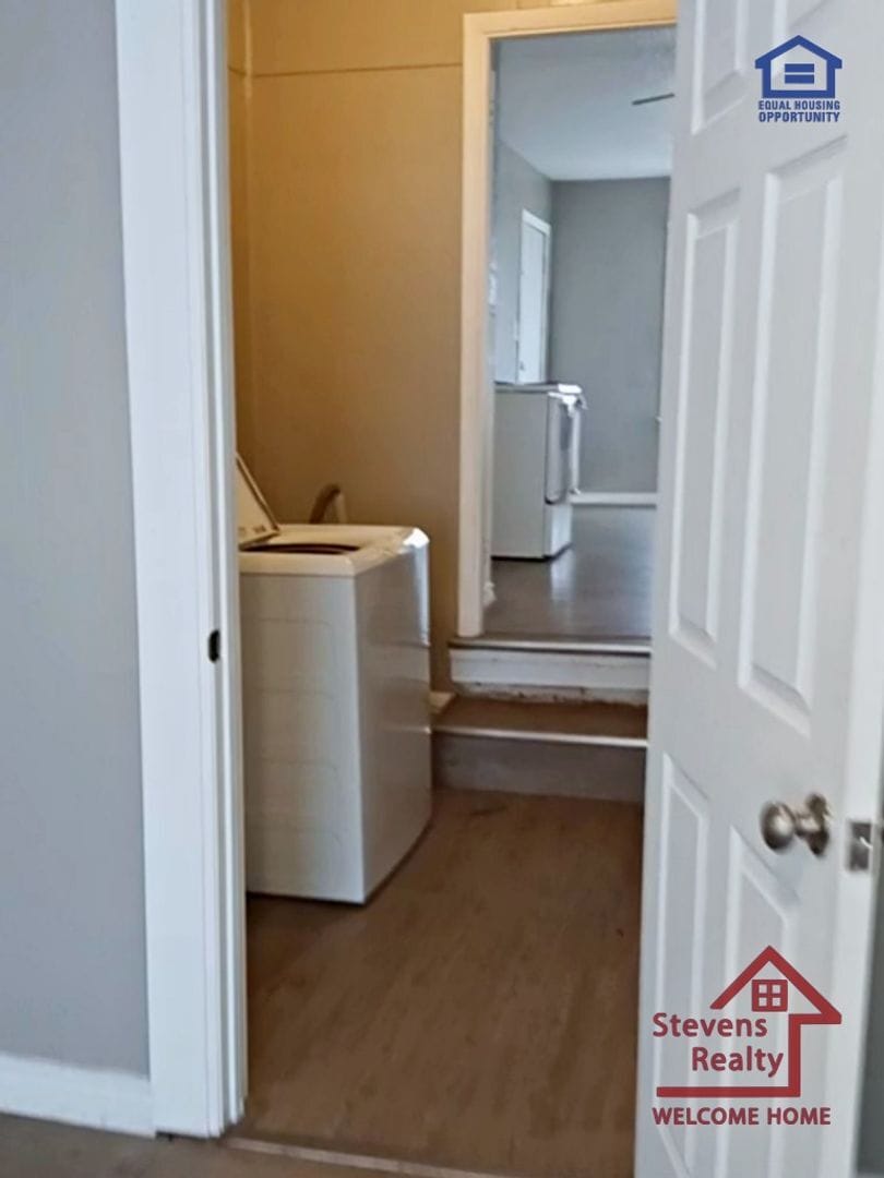 Building Photo - 2908 Prentice NW