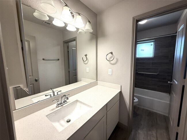 Building Photo - 7955 Fijian Cypress Dr