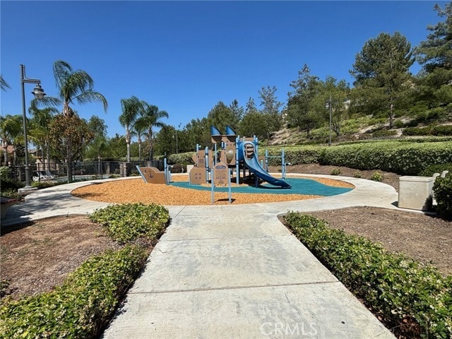Building Photo - 3288 Ledgewood Cir