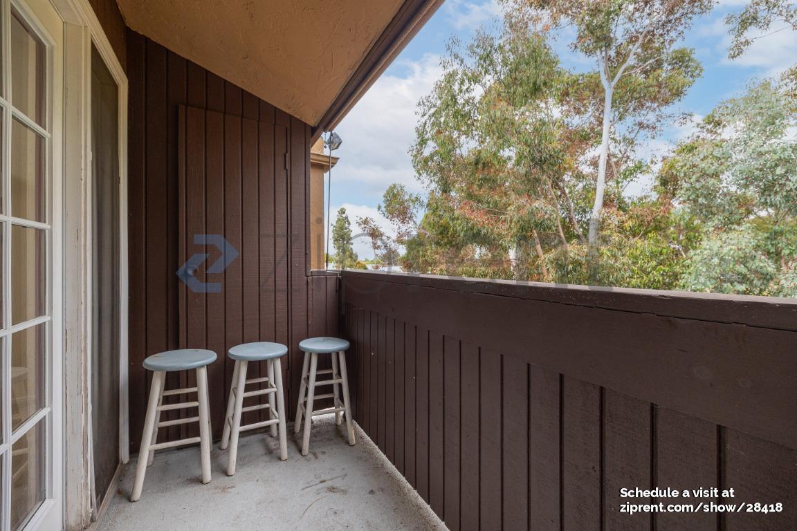 Building Photo - 3454 Castle Glen Dr
