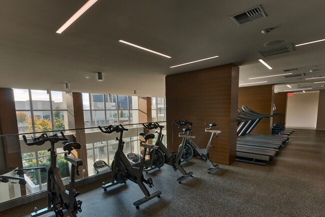 Building Photo - 2bd/1.75ba Seattle Condo