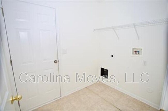 Building Photo - 107 Constantine Way