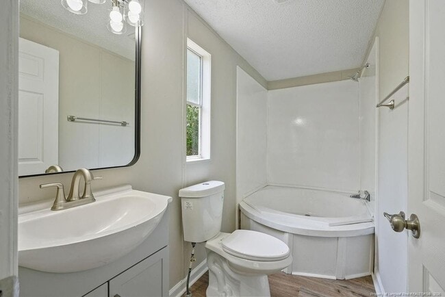 Building Photo - 234 Twin Creek Dr