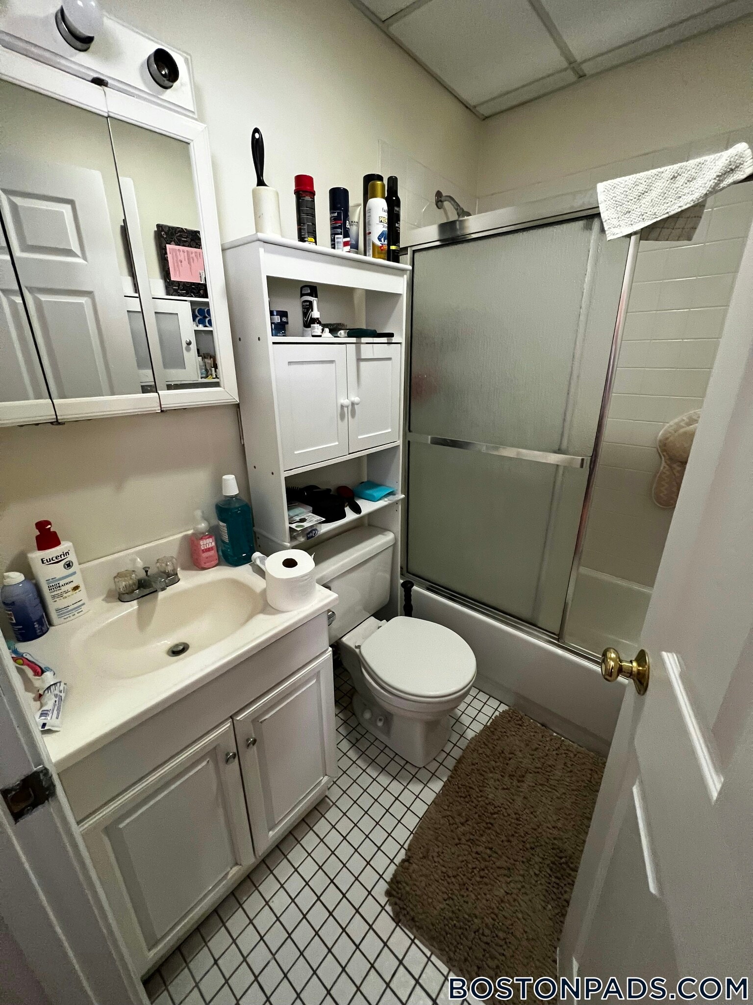 Building Photo - 81 Essex St