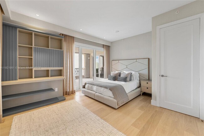 Building Photo - 5242 Fisher Island Dr