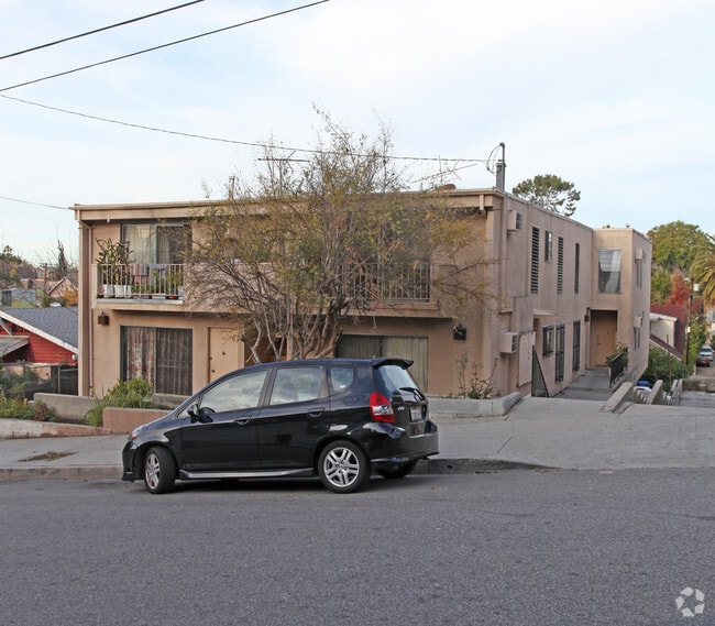 Primary Photo - 1325 Sutherland St