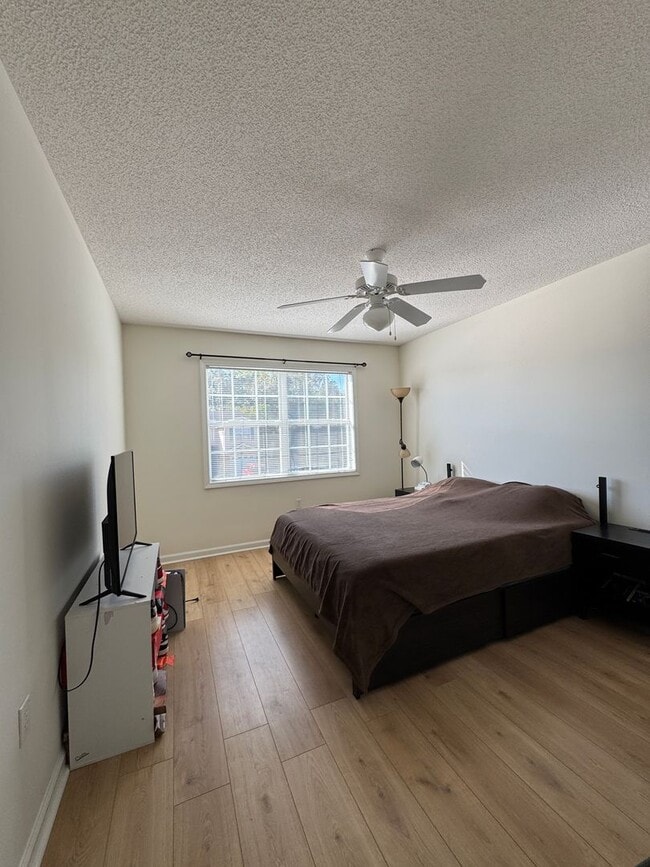 Building Photo - 178 N Spring View Dr