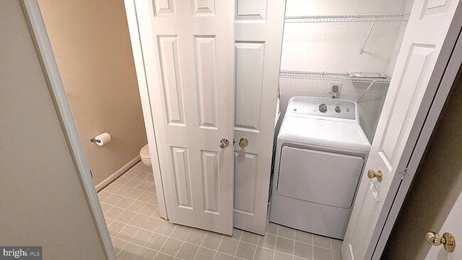 Building Photo - 1379 Heritage Oak Way