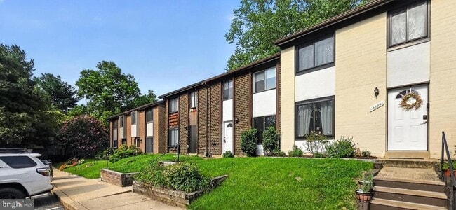 Building Photo - 6556 Pennacook Ct