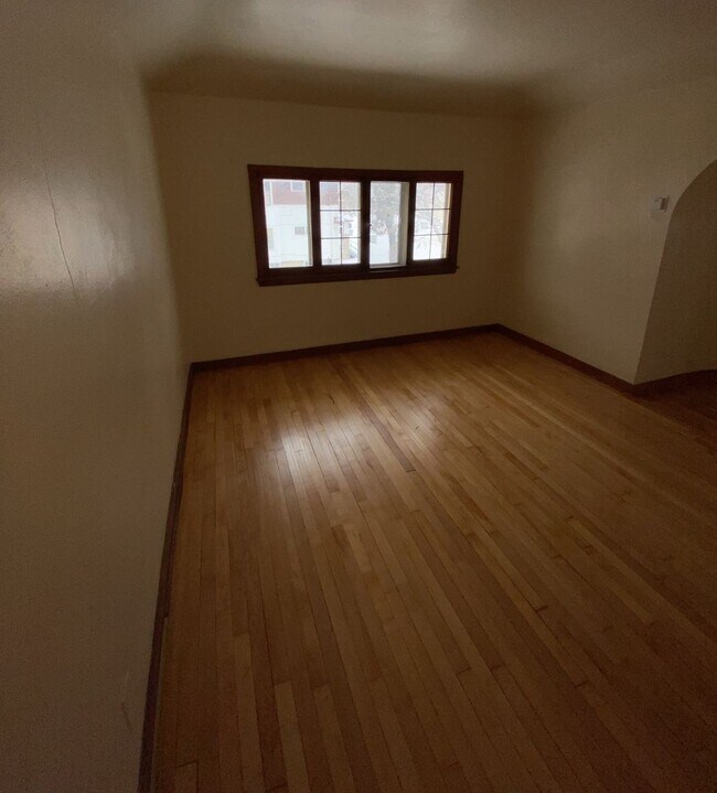 Building Photo - 2902 N 57th St