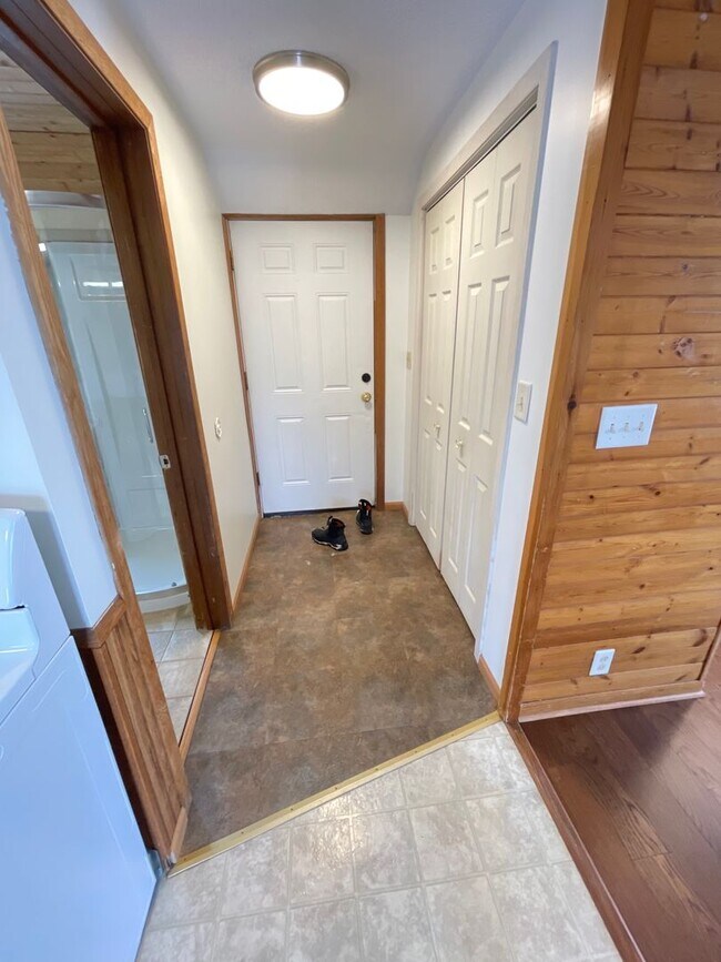 Building Photo - 217 N 25th Ave W