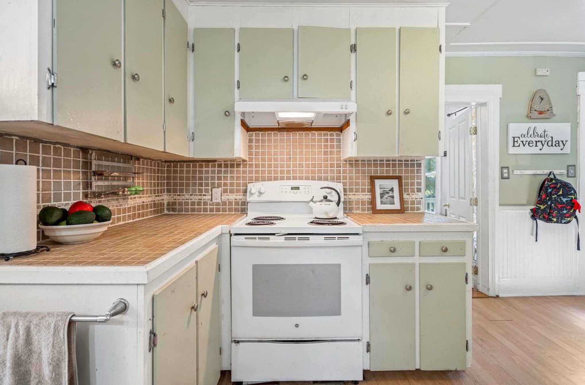 Building Photo - 51 Jackson St