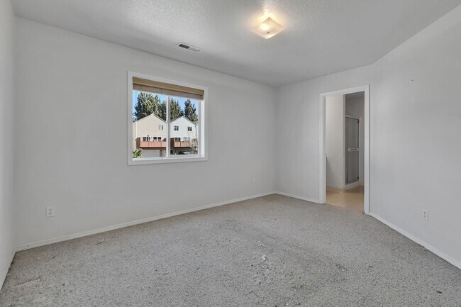 Building Photo - 8436 14th Ave SE