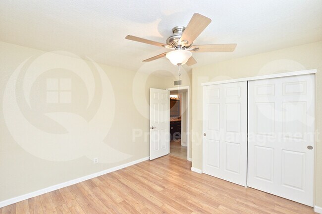 Building Photo - Beautiful Phoenix Property!