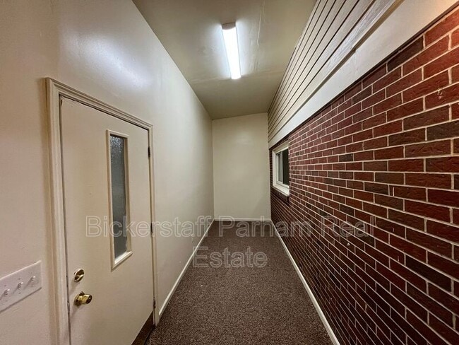 Building Photo - 4027 Canady St