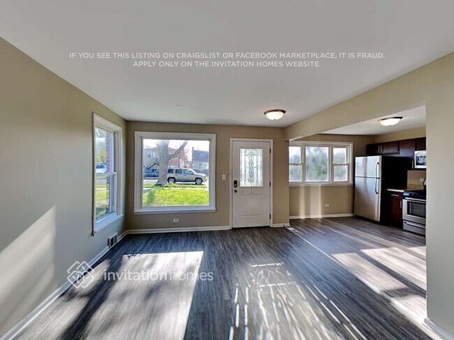 Building Photo - 1816 N 38th Ave