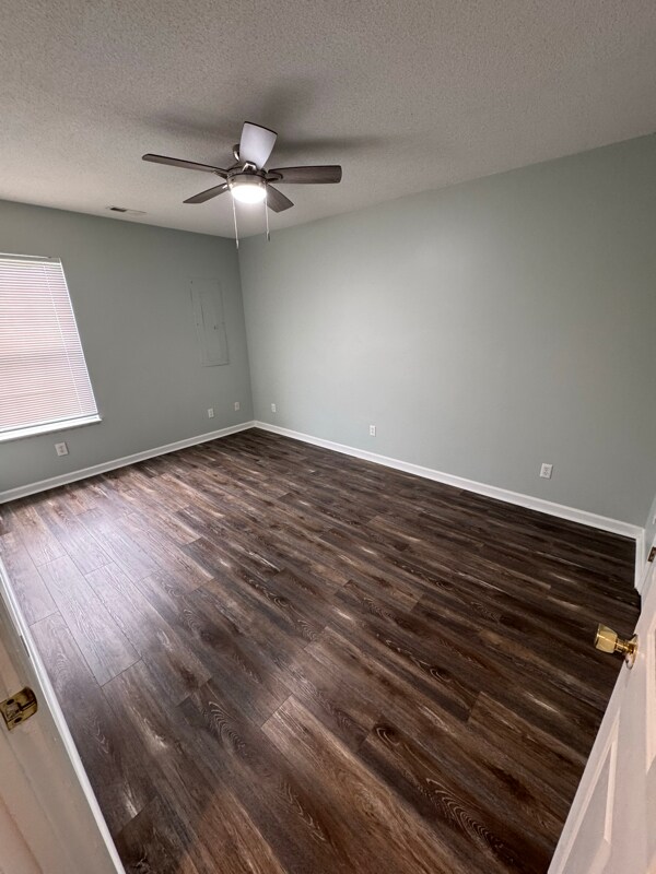 Building Photo - 113 Nanci Ln