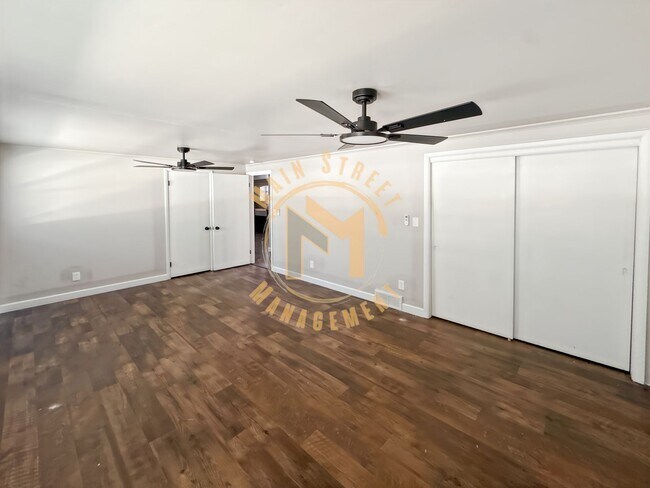 Building Photo - 1313 St Agnes Dr