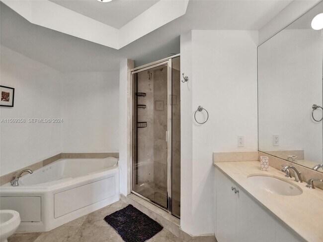 Building Photo - 17555 Atlantic Blvd