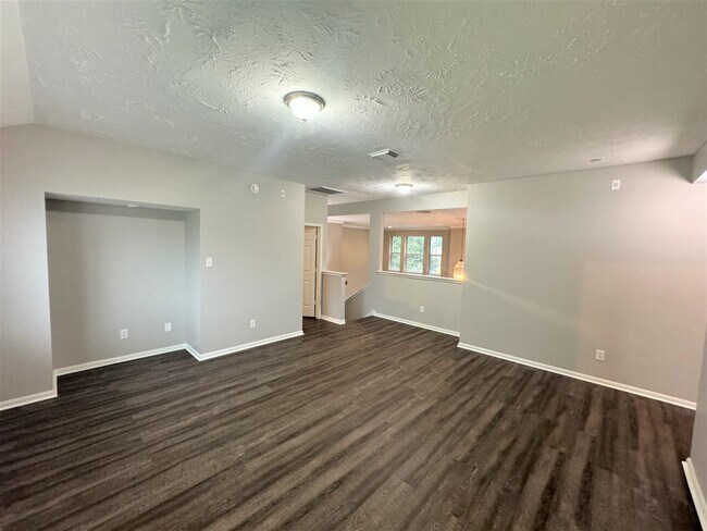 Building Photo - 9723 Haviland Lane