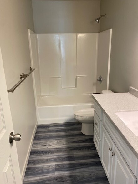 Building Photo - 626 Vattier St