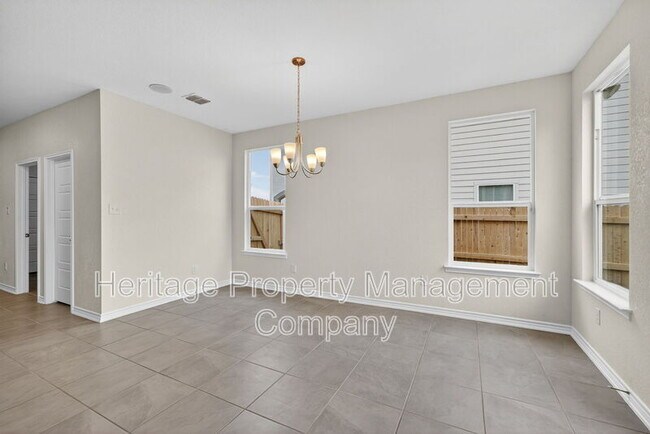 Building Photo - 8014 Kingfisher Lndg