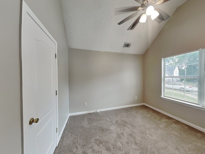 Building Photo - 2340 Brookgate Way