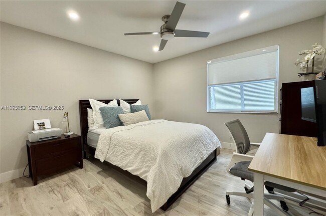 Building Photo - 1490 NW 113th Way