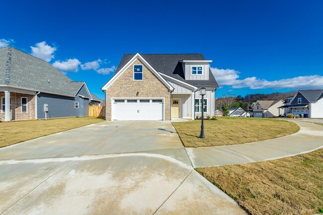 Building Photo - 5085 Oop Rd