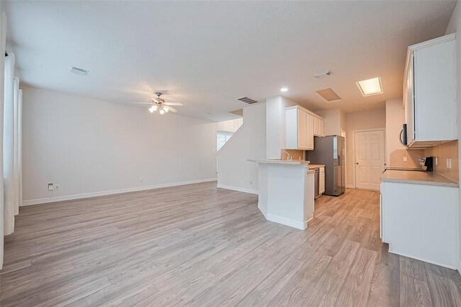 Building Photo - 119 Gallery Cove Ct