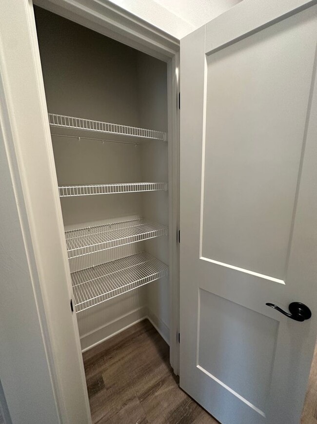 Building Photo - Brand New Norton Commons Condo!