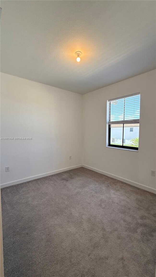 Building Photo - 24580 SW 119th Ct