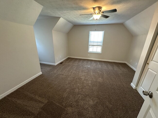 Building Photo - 1015 Venetian Terrace