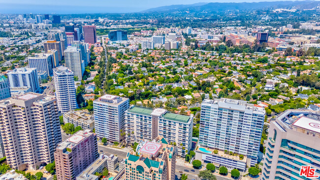 Building Photo - 10501 Wilshire Blvd