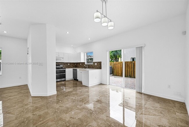 Building Photo - 22264 SW 93rd Ct