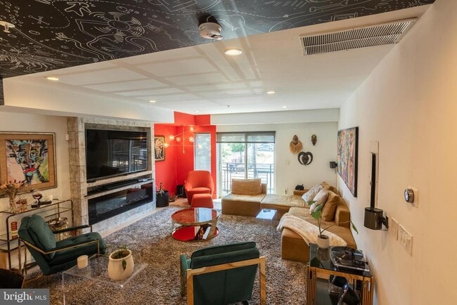 Building Photo - 1631 Montello Ave NE