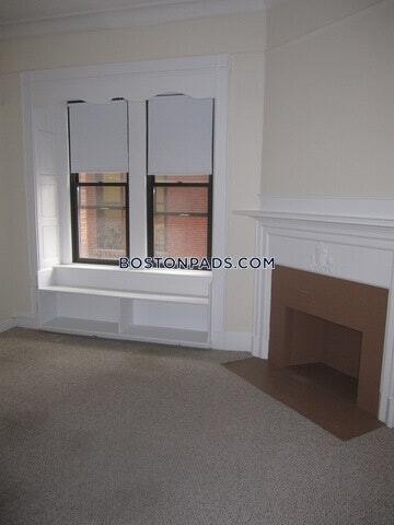 Building Photo - 62 Boylston St