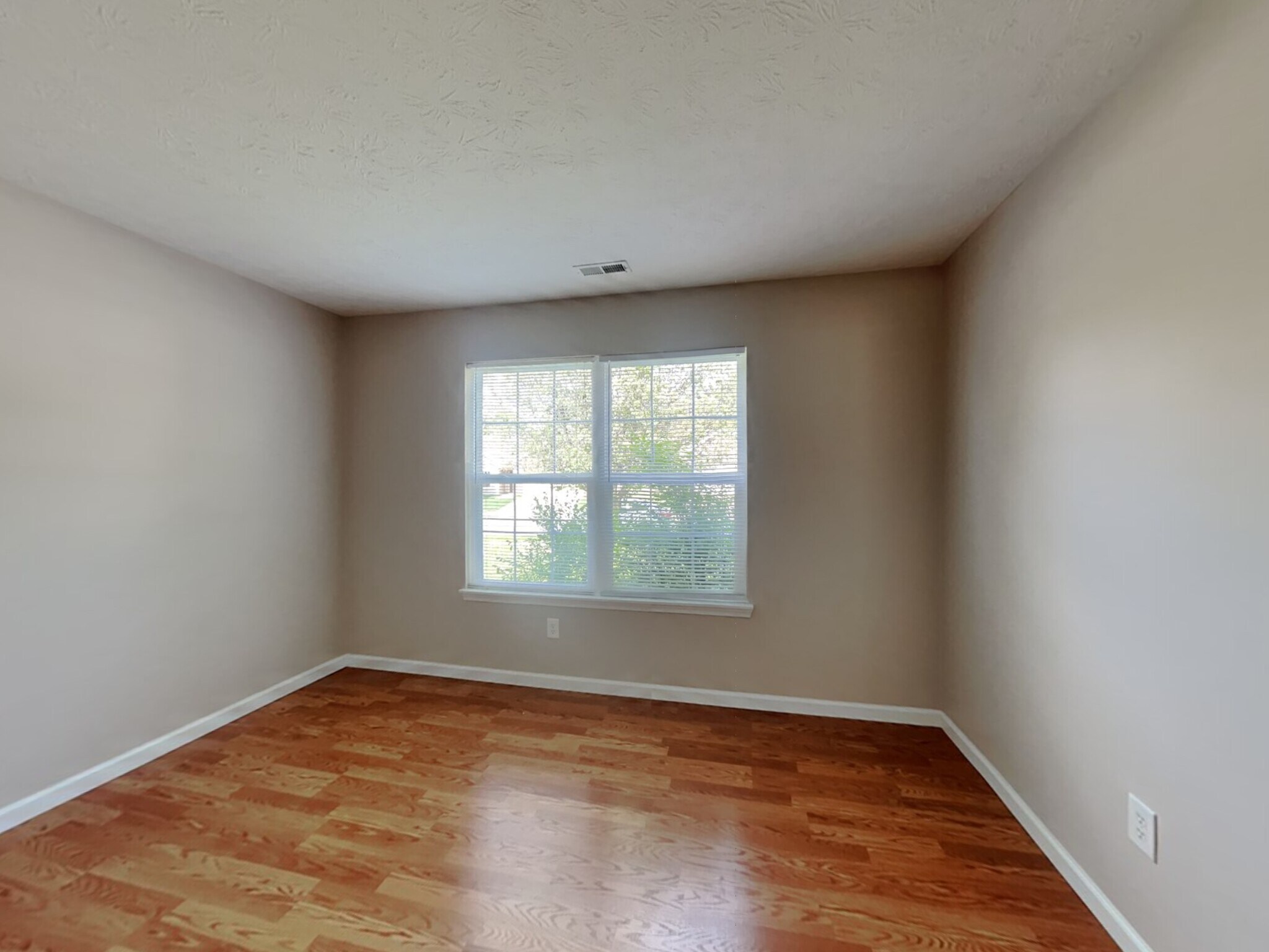 Building Photo - 7251 Blue Ridge Dr