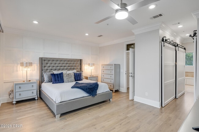 Building Photo - 3827 Mariner Dr