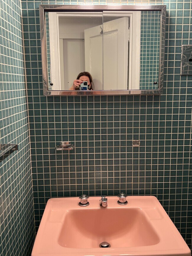 The Dryden East 150 E 39th St New York NY 10016 Apartment Finder