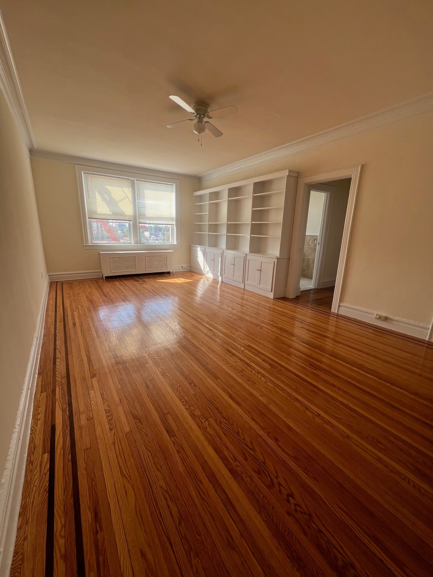 Building Photo - 155 Evergreen Pl