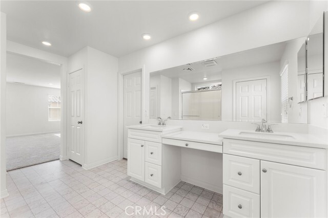 Building Photo - 4302 S Malibu Ave