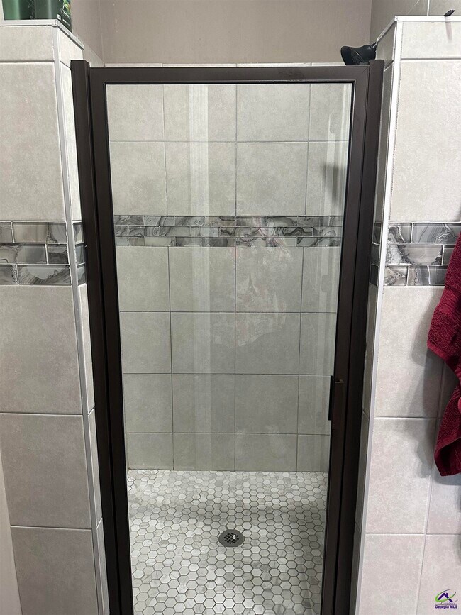 Building Photo - 201 Deven Ct