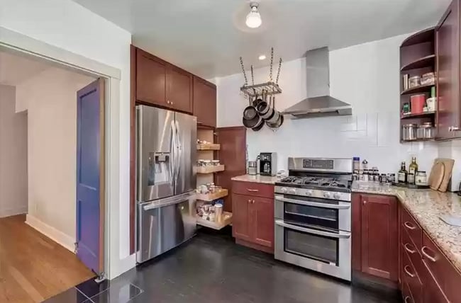 Building Photo - Must See 3 BD/ 2 BA located in Squirrel Hill Available 8/1/2026