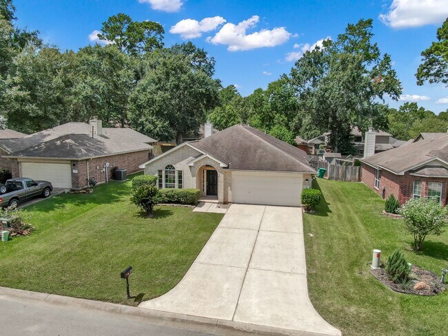 Building Photo - Cozy and quiet 4 bed 2 bath